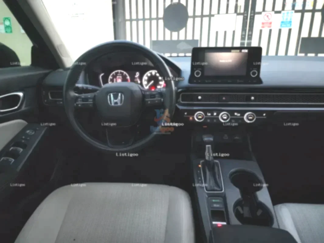 Honda Civic LXi 2022