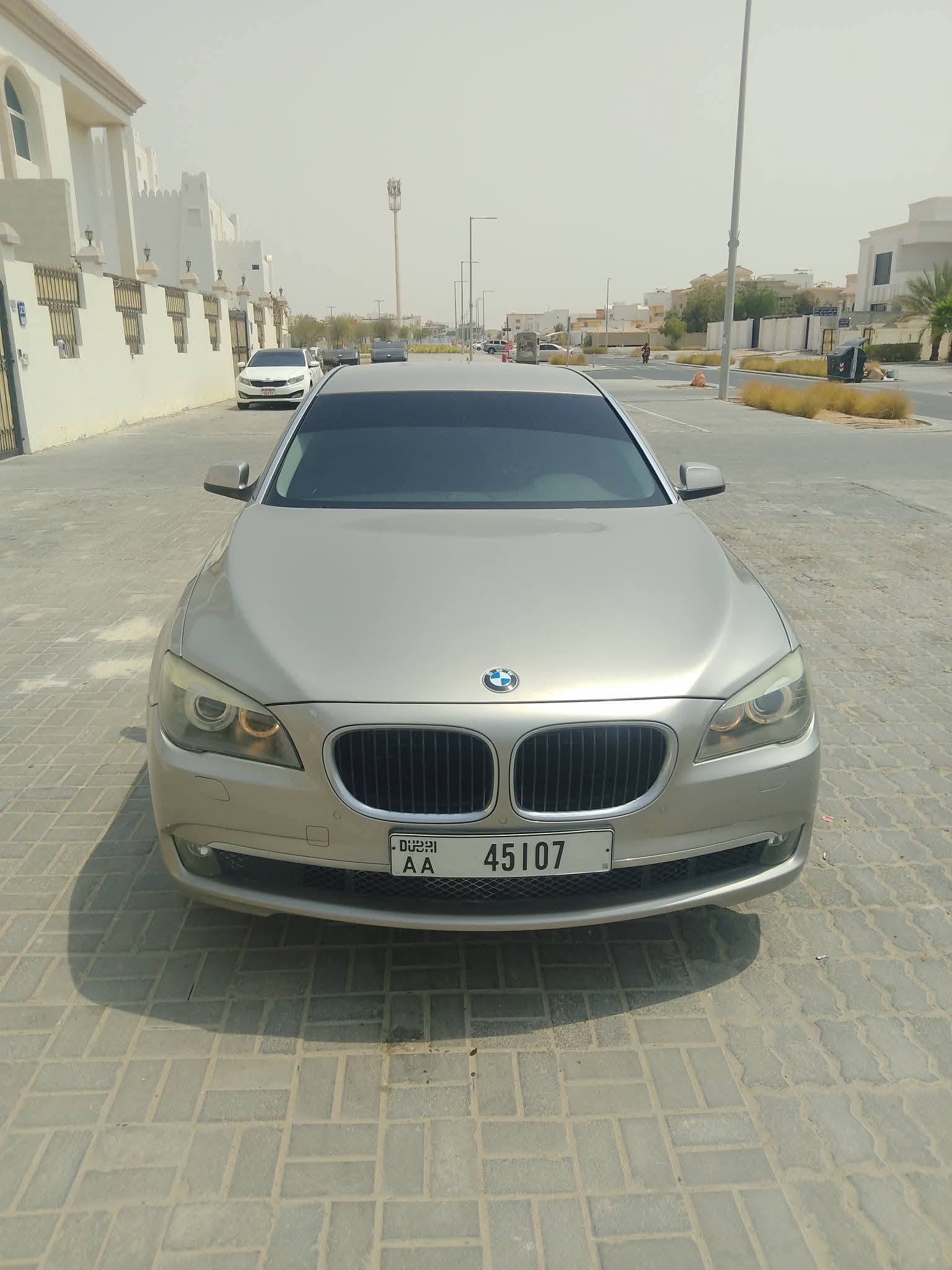 BMW الفئة السابعه خليجي للبيع دبي
