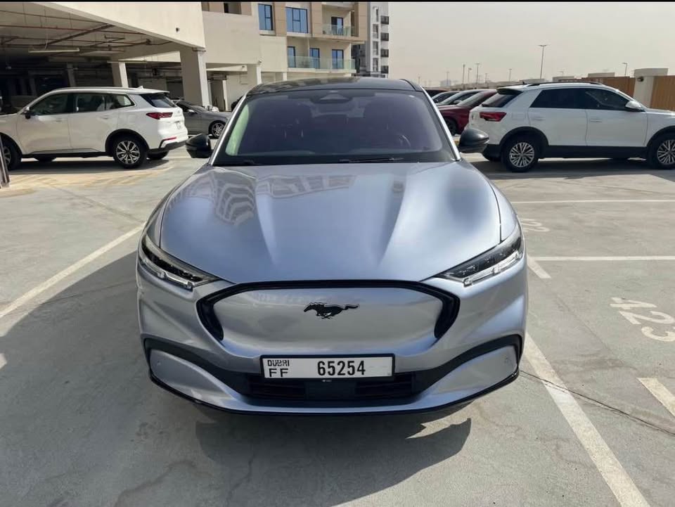Ford Mustang Mach e 2022