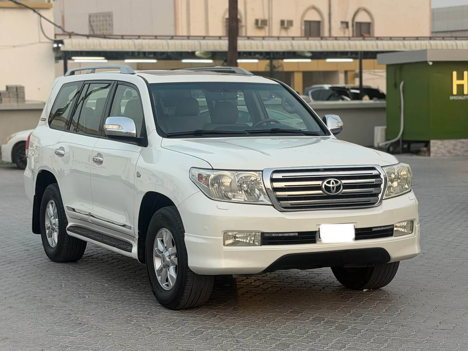 لاندكروزر خليجي GXR 2011
