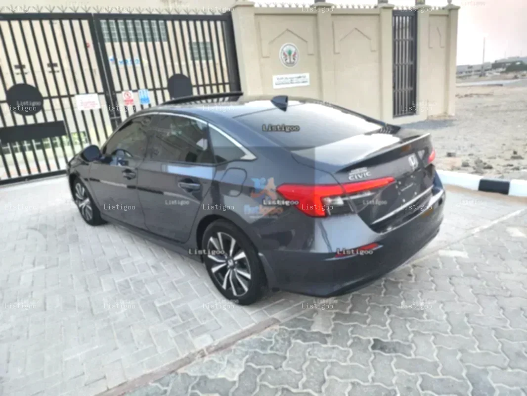Honda Civic LXi 2022